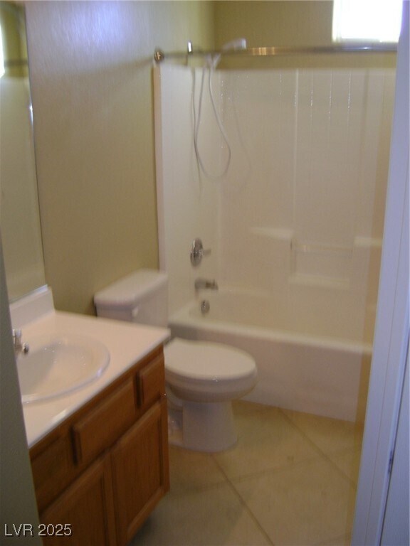Building Photo - 5855 Valley Dr