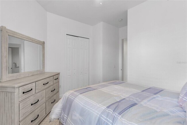 Building Photo - 5405 46th Ct W