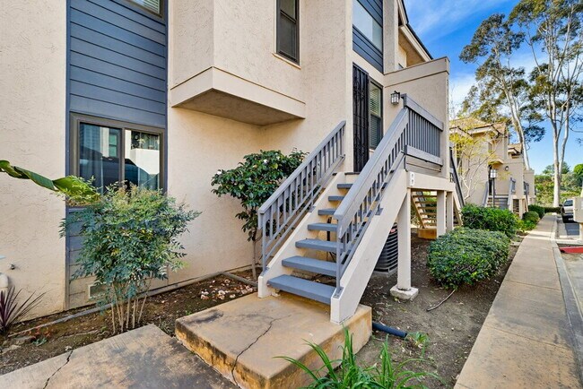 Building Photo - Welcome to this beautiful 1,042 sq. ft. condo offering modern comfort in a prime location!