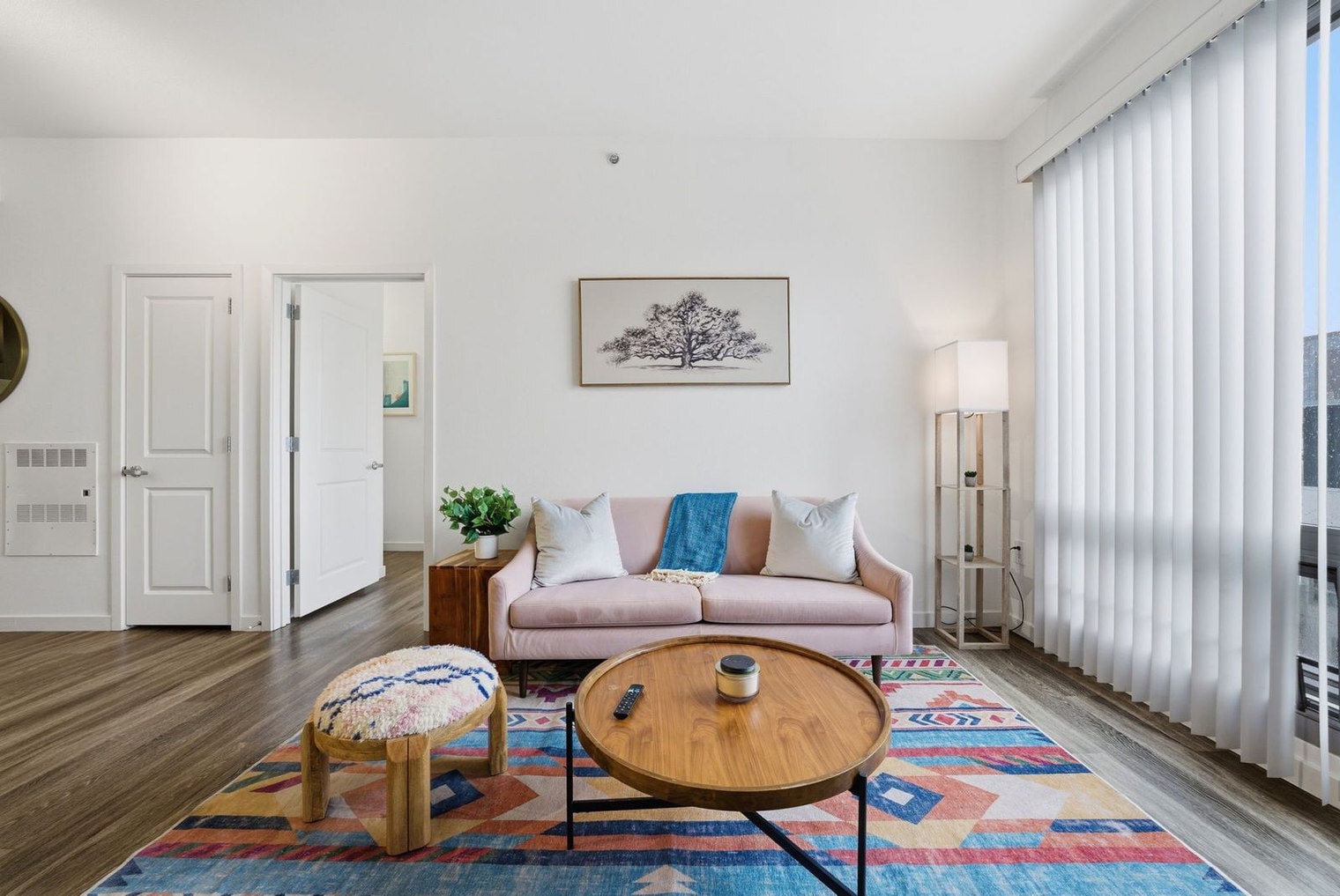 Building Photo - 1201 4th St