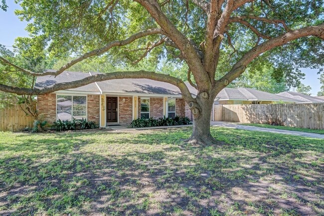 Building Photo - 4109 Lymbar Dr