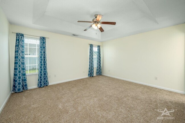 Building Photo - 170 Woodland Pk Lp
