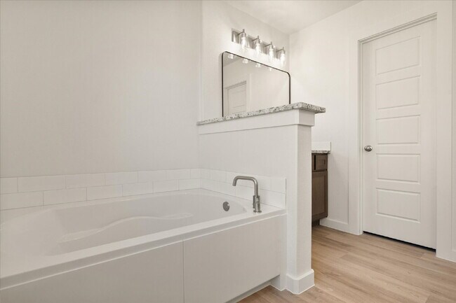 Building Photo - Beautiful New Build Home in Cypress Ranch!