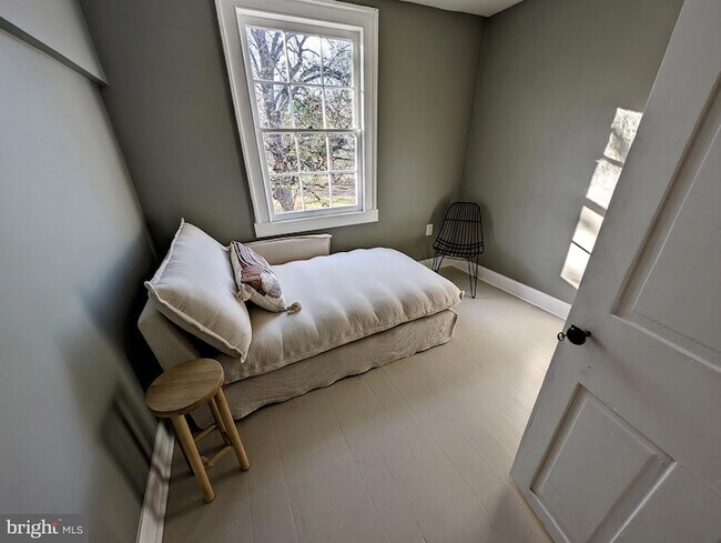 Building Photo - 12601 Southern Maryland Blvd