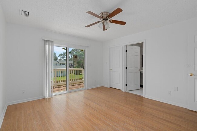 Building Photo - 8134 Papaya St