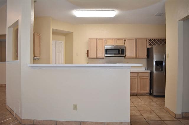 Building Photo - 803 Switzer Ln