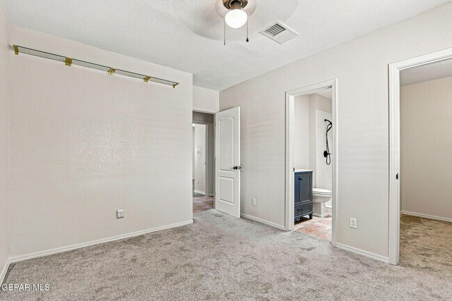 Building Photo - 11859 Urbici Soler Dr