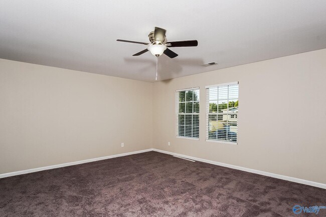 Building Photo - 15241 Tyler Mill Dr