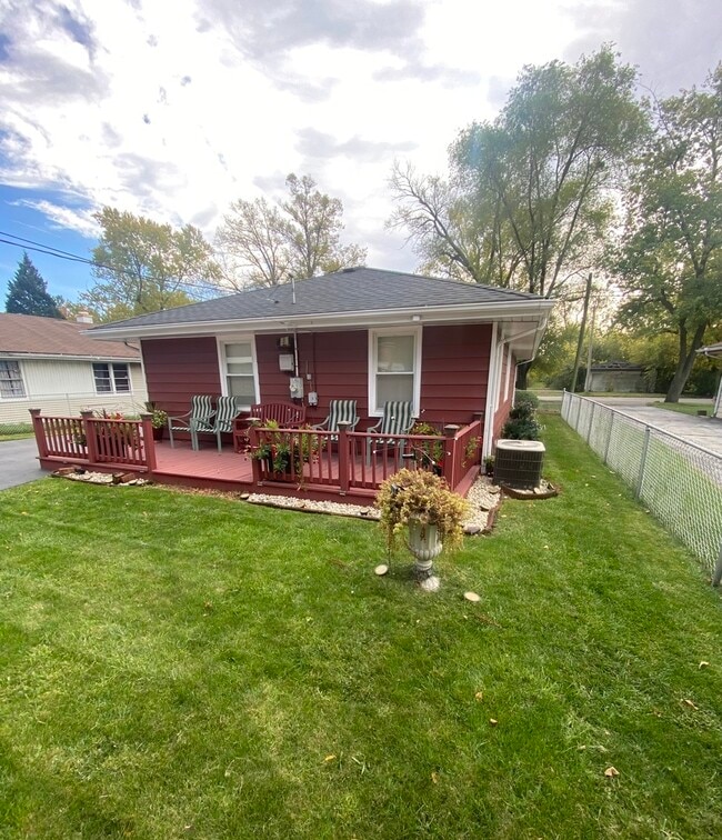 Building Photo - 23 W 143rd St