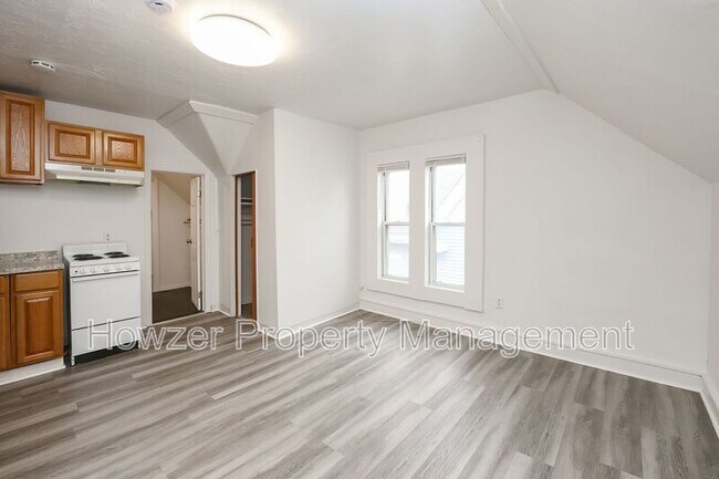 Building Photo - 109 Green St
