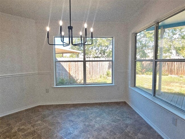 Building Photo - 1002 Keeshond Pl
