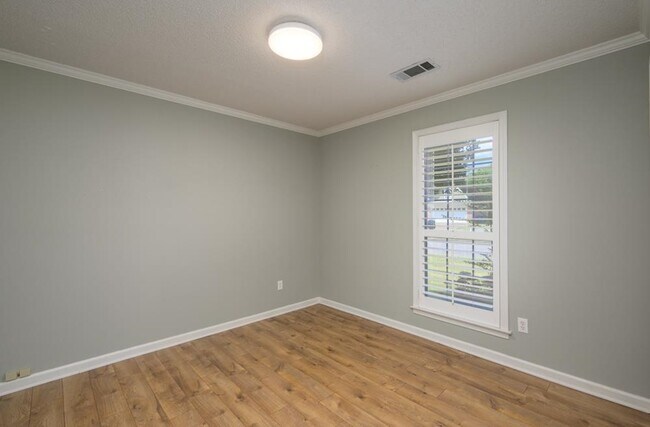 Building Photo - 3114 Shadow Green Ln