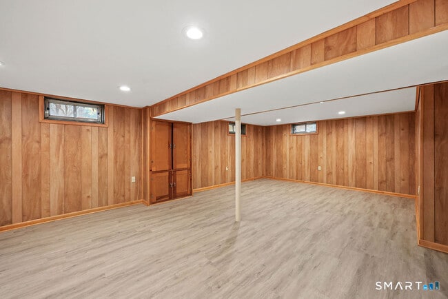 Building Photo - 125 Twin Brook Rd