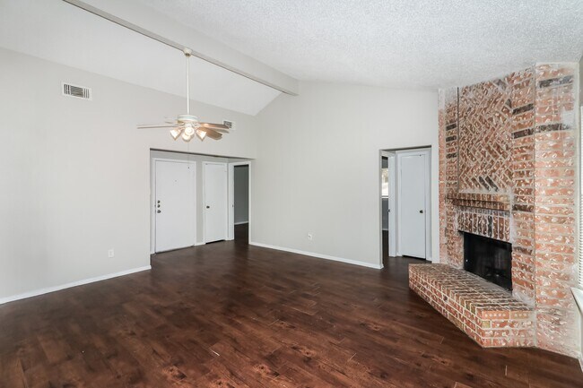 Building Photo - 7506 Tetela Dr