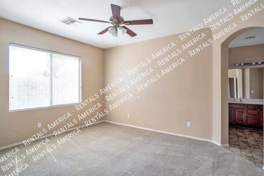 Building Photo - 4451 E Moreno Ct