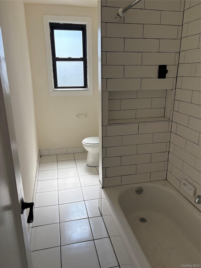 Building Photo - 30 Locust Hill Ave