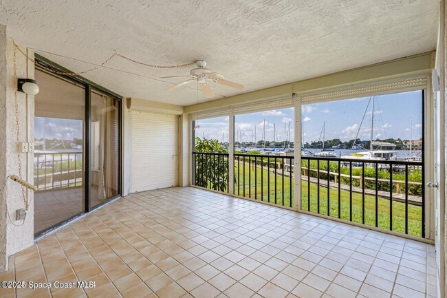 Building Photo - 18 Marina Isles Blvd