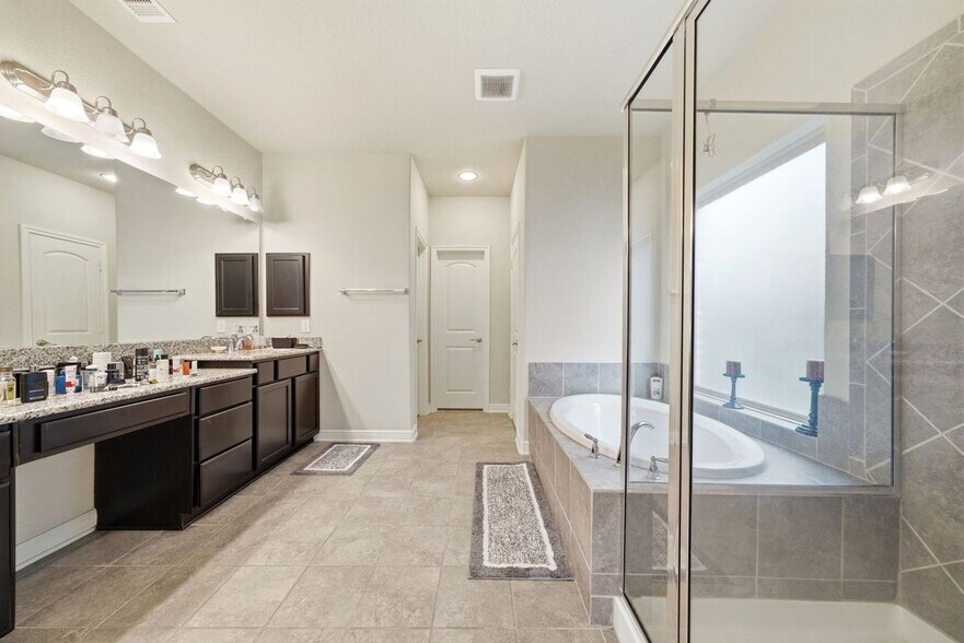 Building Photo - 4226 Browns Forest Dr