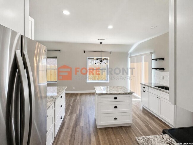 Building Photo - 1310 Bobcat Pass