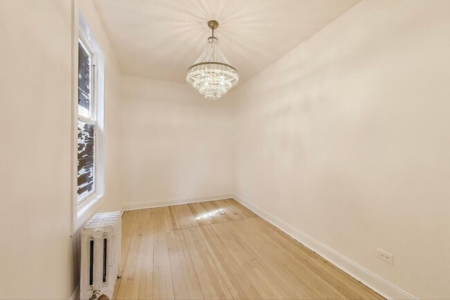 Building Photo - 2312 N Kedvale Ave