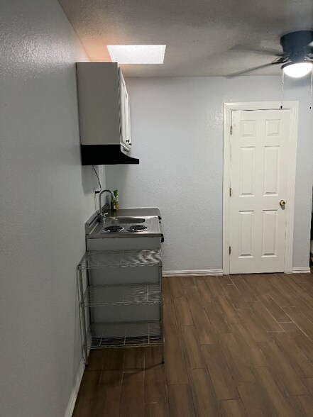 Primary Photo - 9669 Stonehaven Dr