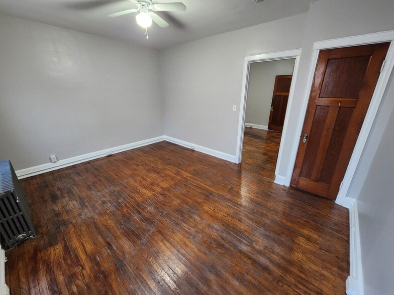 Building Photo - 301 Folcroft St
