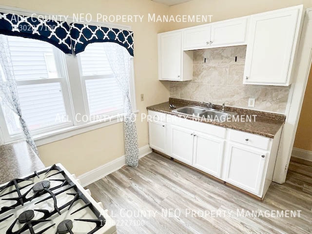 Building Photo - 4928 E 84th St