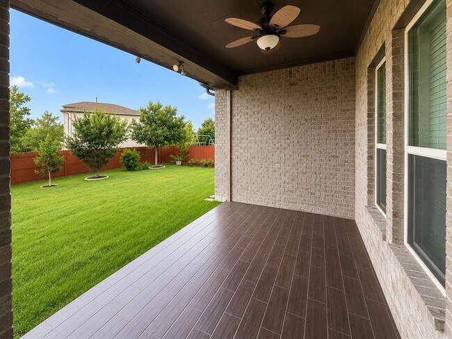 Building Photo - 14600 Iveans Way