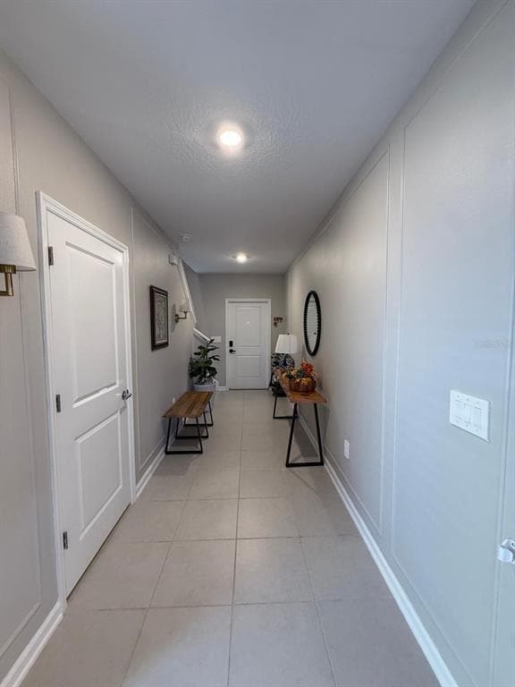 Building Photo - 5617 Gingham Dr