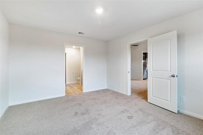 Building Photo - 8115 Vacek Meadows Loop