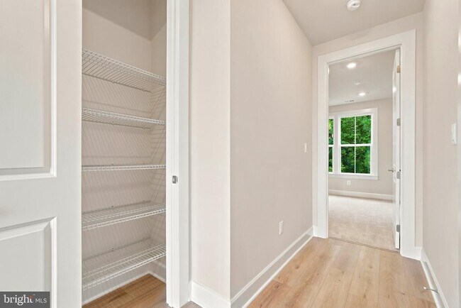 Building Photo - 11152 Lanier Farm Lp