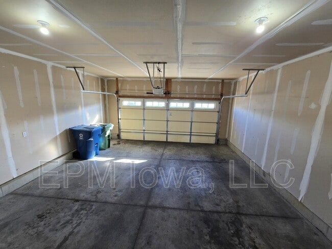 Building Photo - 4104 Mourning Dove Dr