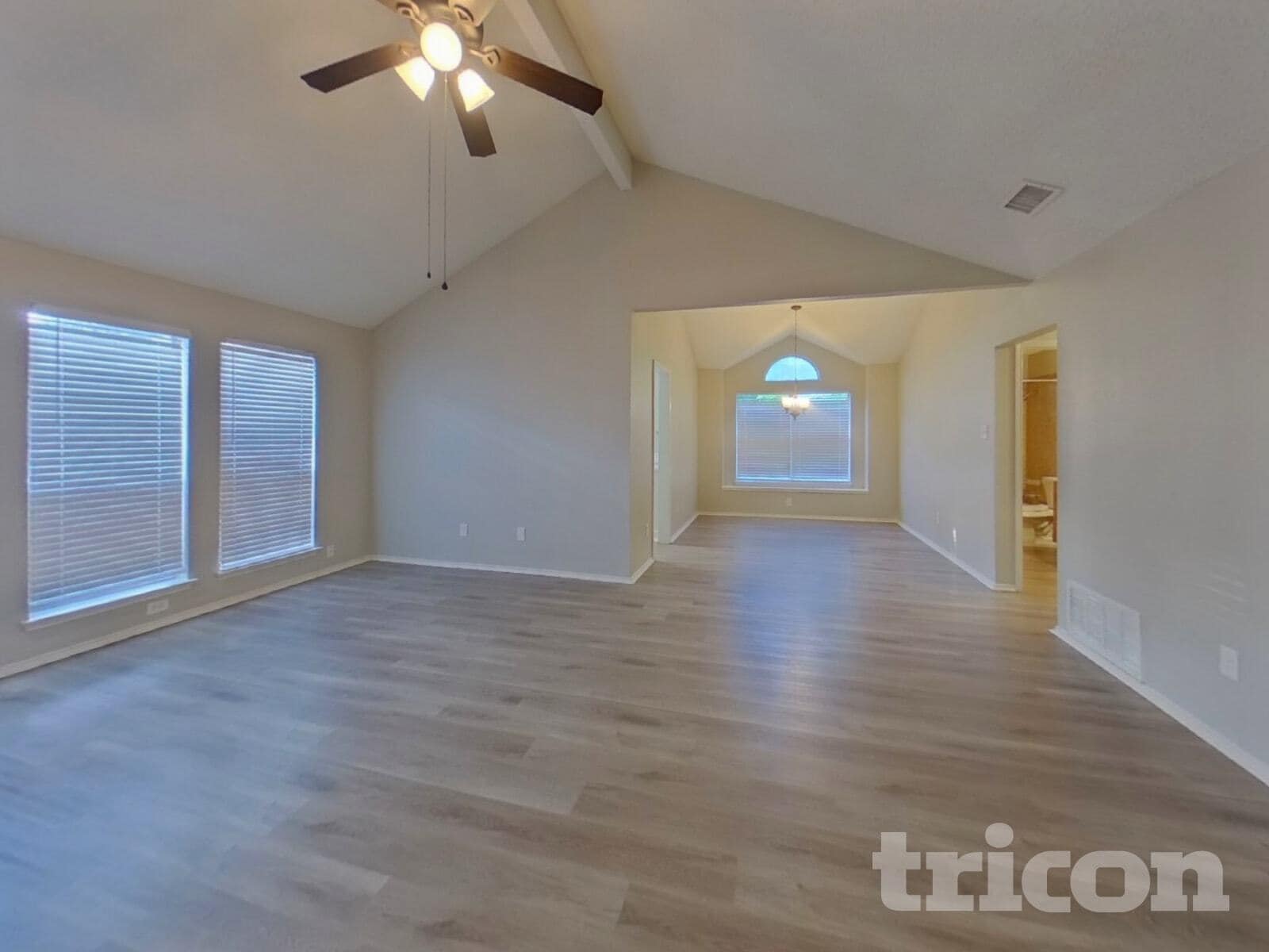 Building Photo - 907 Ponds Ct