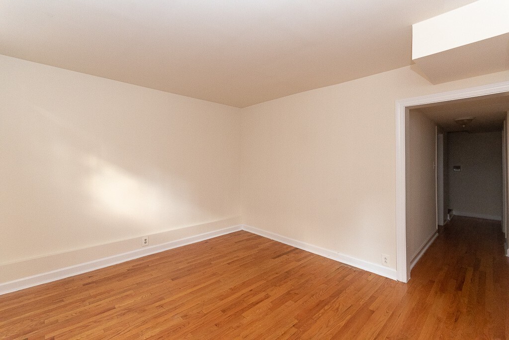 Building Photo - 3810 N Fremont St