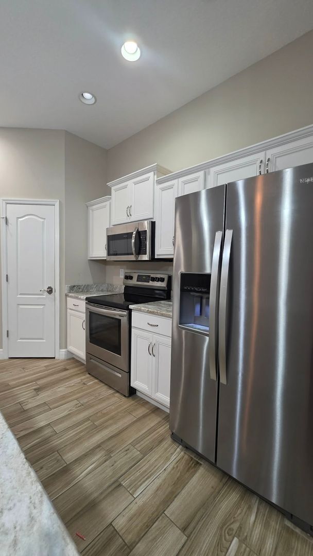 Building Photo - Now Available – Beautiful 3-Bedroom Home with Office, No HOA, and Designer Finishes