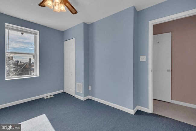 Building Photo - 1007 E Preston St