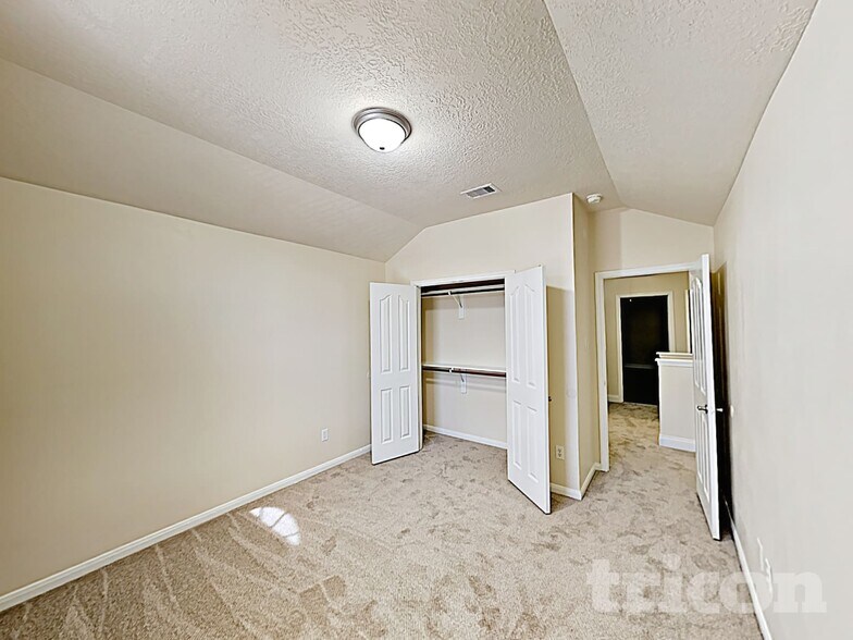 Building Photo - 12043 Belle Ct