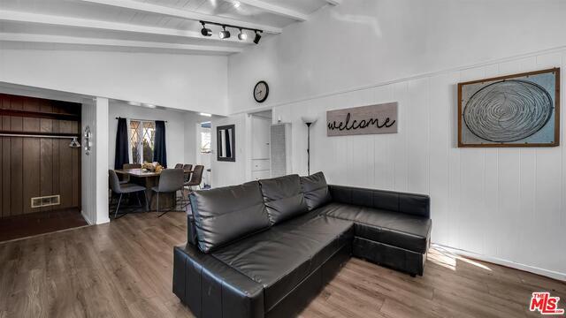 Building Photo - 1842 Stoner Ave