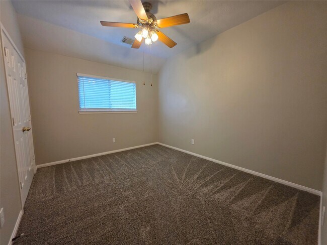 Building Photo - 3116 Ravens Lake Cir