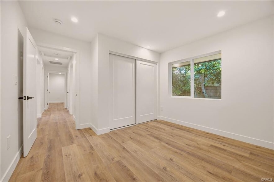 Building Photo - 17024 Parthenia St