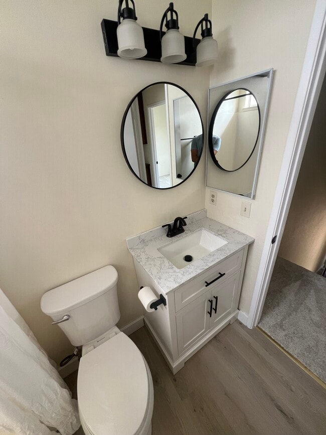 Building Photo - 405 Sailfish Dr