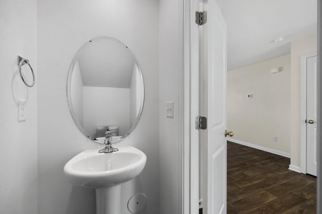 Building Photo - 7237 Finnigan Rd