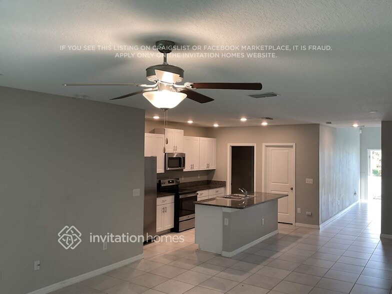 Building Photo - 2258 Jungle Dr