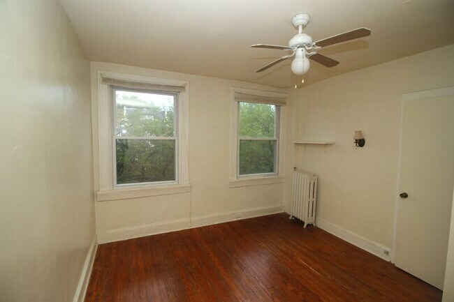 Building Photo - 3209 Guilford Ave