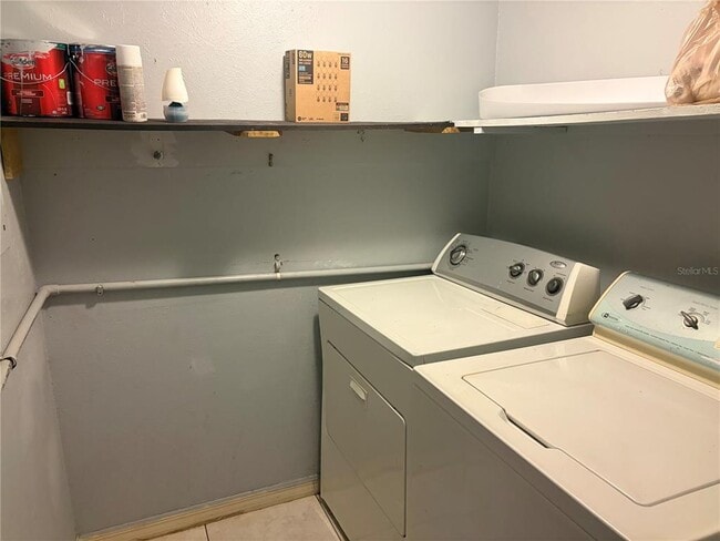 Building Photo - 1800 Warringwood Dr