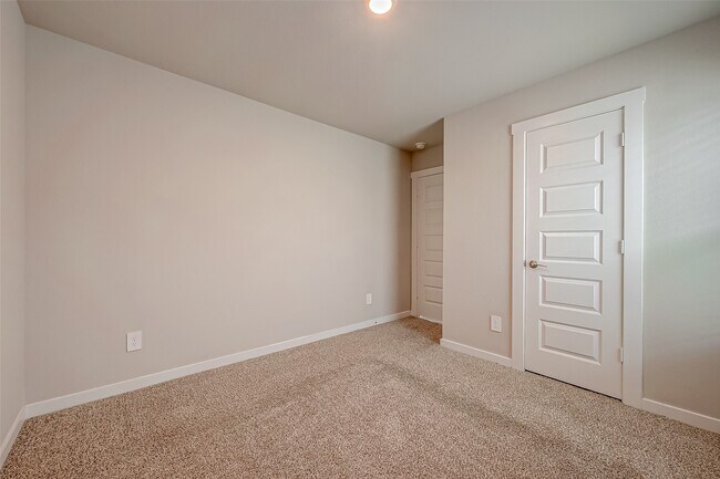 Building Photo - 19010 Norbury Pk Ln