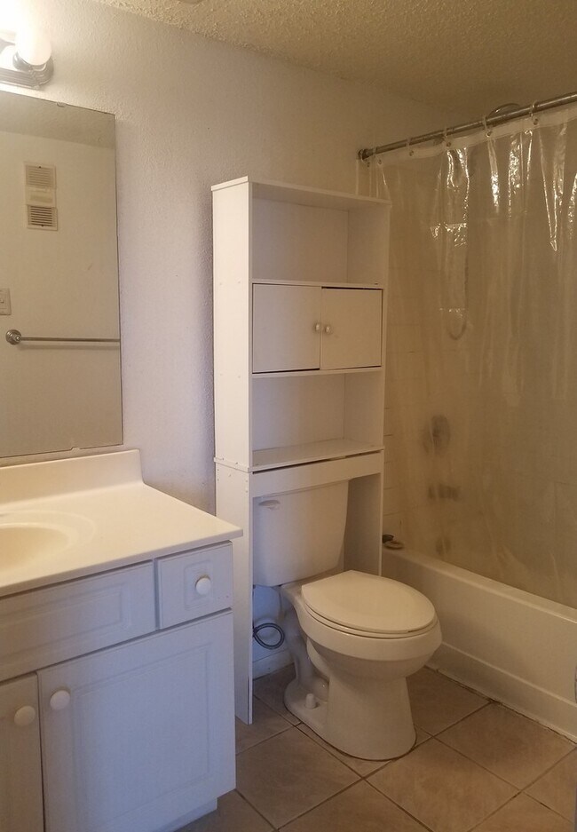 Building Photo - 3772 Idlebrook Cir