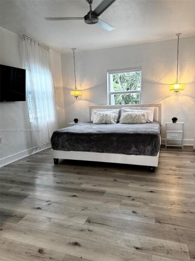 Building Photo - 3470 Sheridan Ave