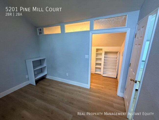 Building Photo - 5201 Pine Mill Ct