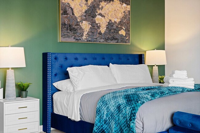 Building Photo - 275 U.S. 20-SI ID1240408P